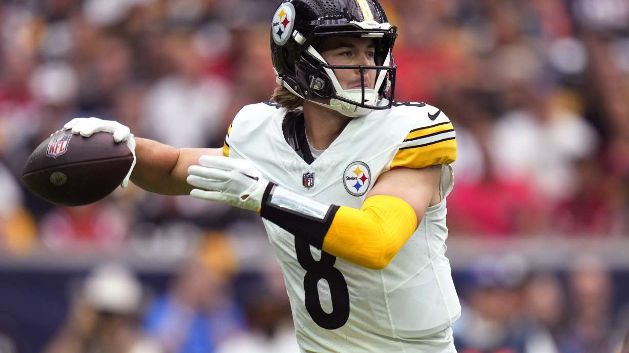 Pittsburgh Steelers quarterback Kenny Pickett (8) throws against the Houston Texans during the first half of an NFL football game Sunday, Oct. 1, 2023, in Houston.
