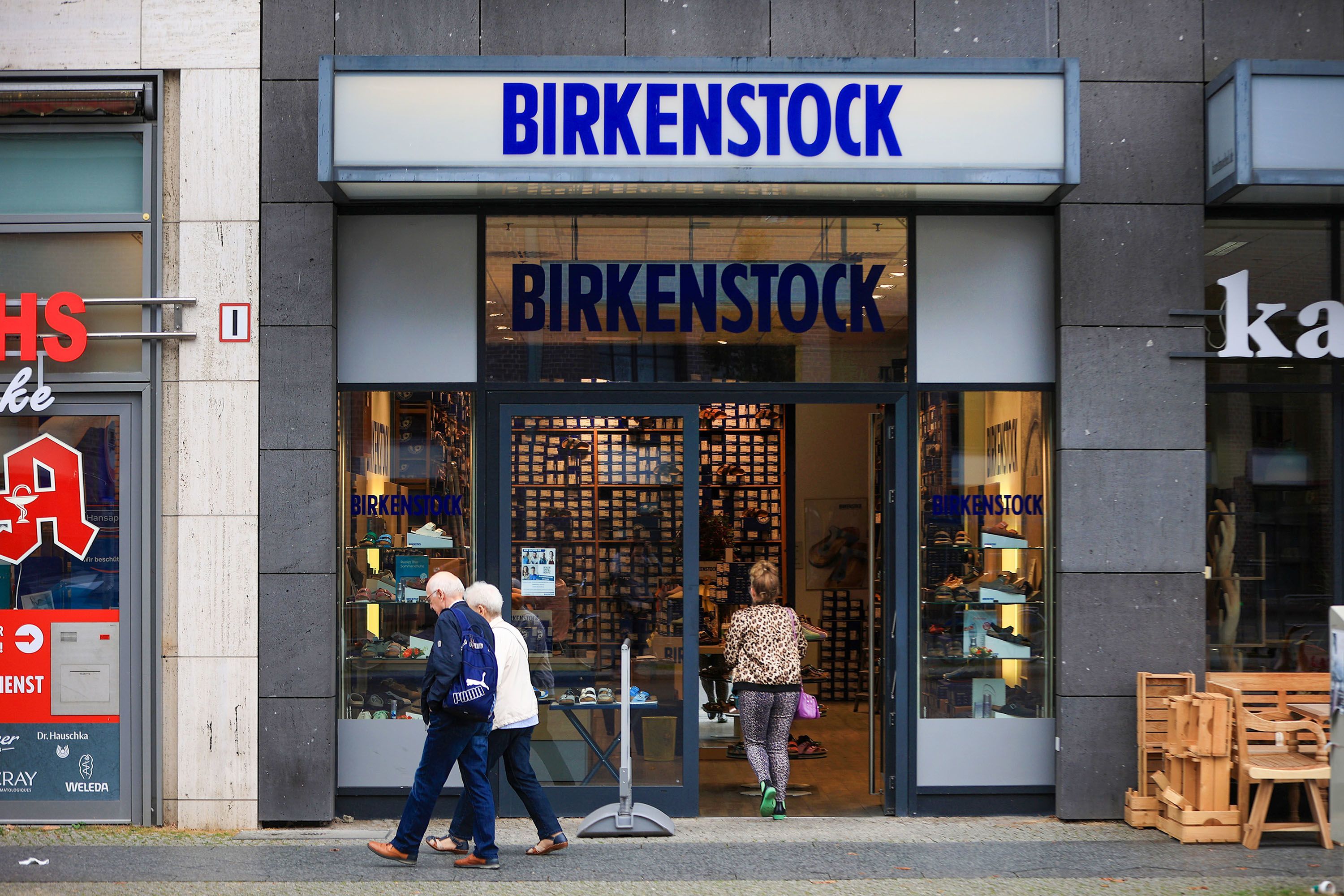 German shoemaker Birkenstock could be valued at up to $10 billion when it lists its shares on the stock market for the first time.