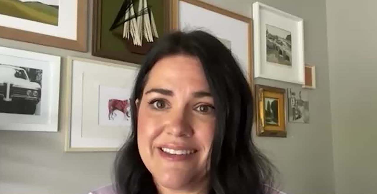 Lindsay Boerens'  husband found out he had someone else's laptop after flying out of Salt Lake last week on a work trip.