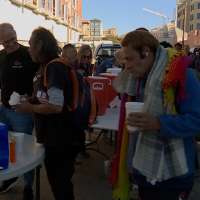 Utah man battles homelessness by serving up oatmeal, handshakes