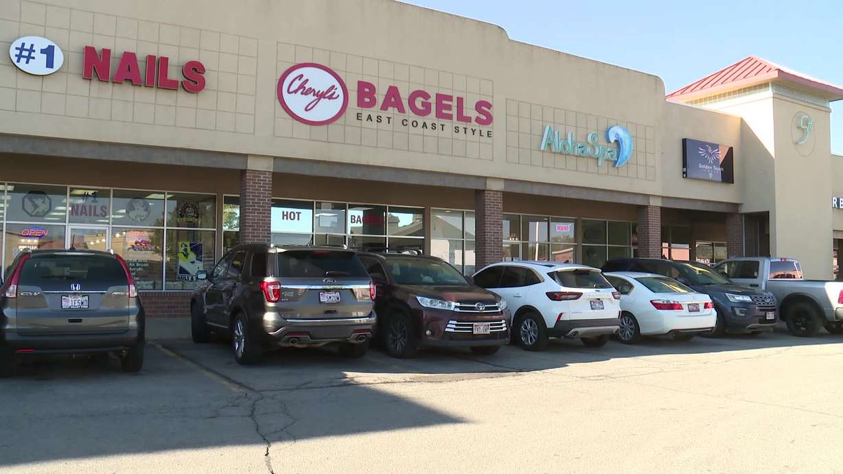 Cheryl’s Bagels East Coast Style is in Bountiful. Cheryl Mignone is taking tipping out of the equation and says her business is growing because of it.