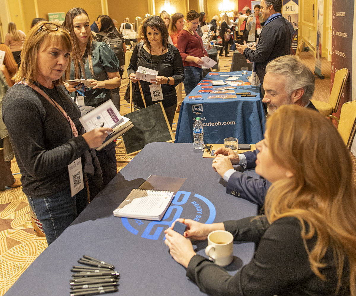 4 professional and personal benefits of attending the Women & Business Conference