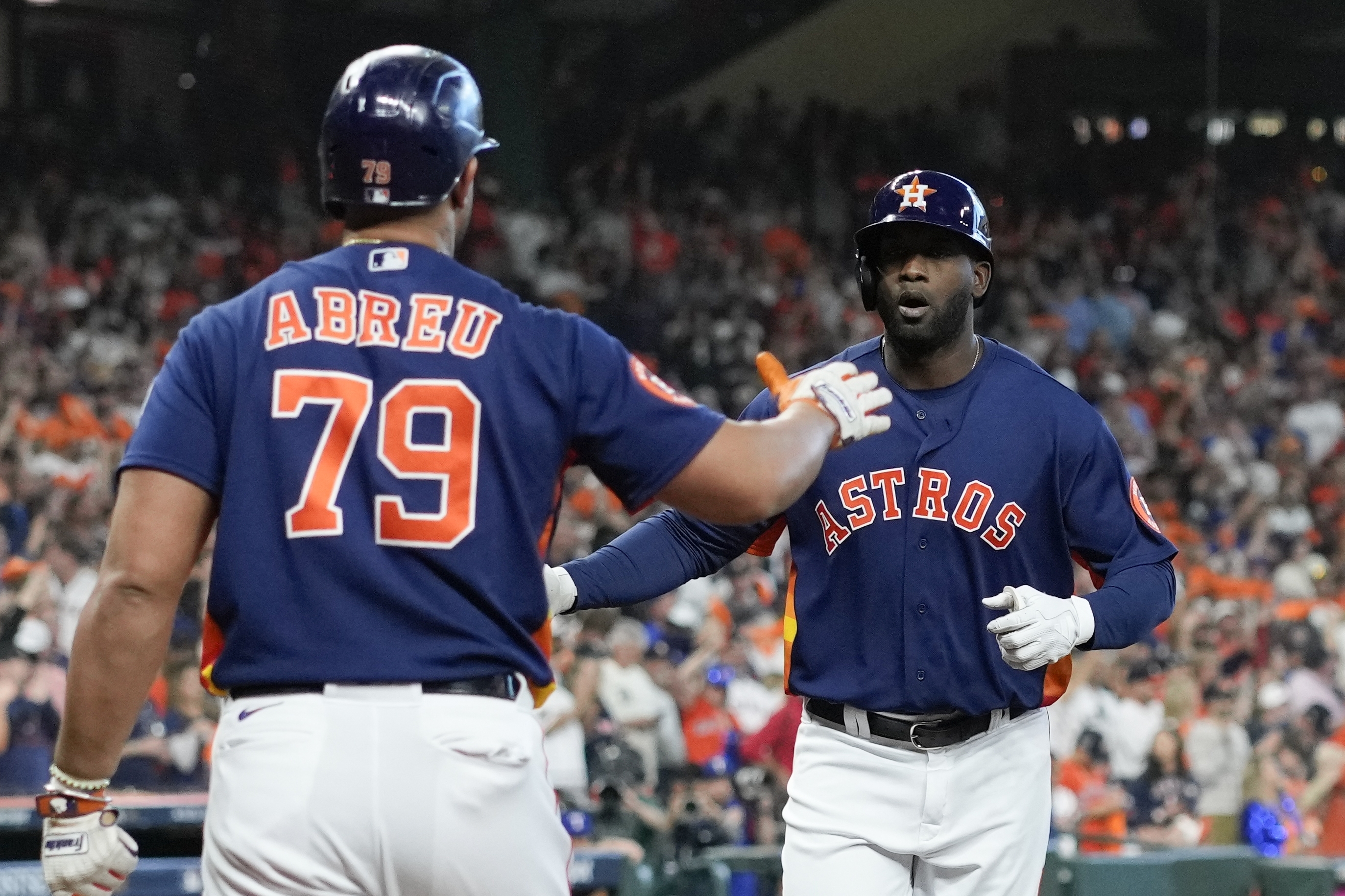 Yordan Alvarez Bio