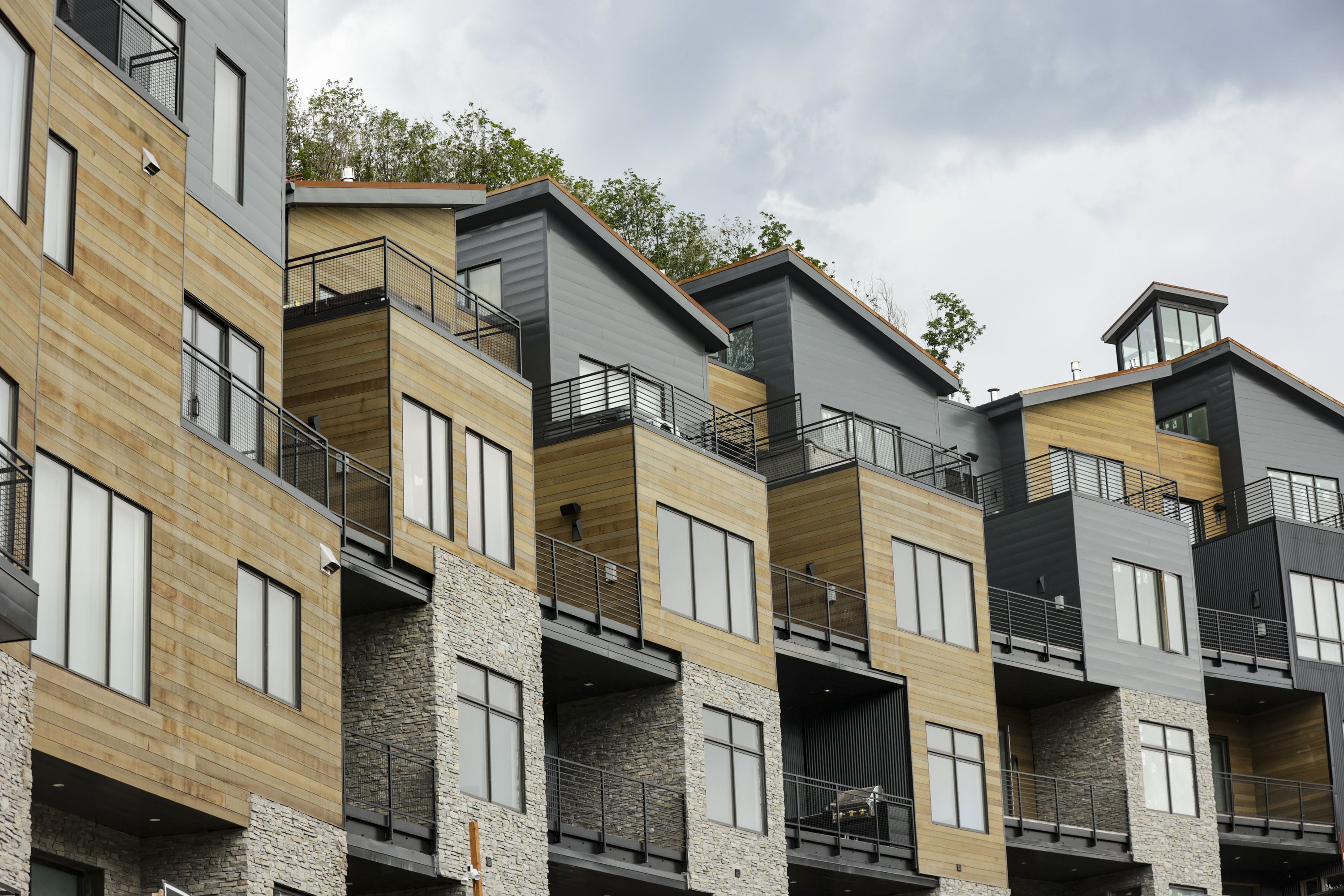 Trying to sell a timeshare? If the offer sounds too good to be true, it probably is, officials say