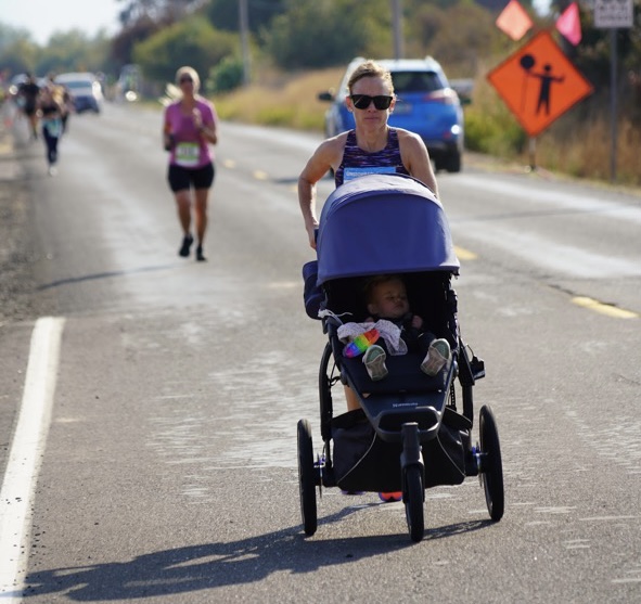 Alyssa Puttkammer took her 19-month-old daughter through her marathon on Sept. 16 in Oregon, breaking the record for a women's marathon while pushing a stroller.