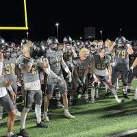 Maple Mountain erupts late for 35-13 first round win over Viewmont