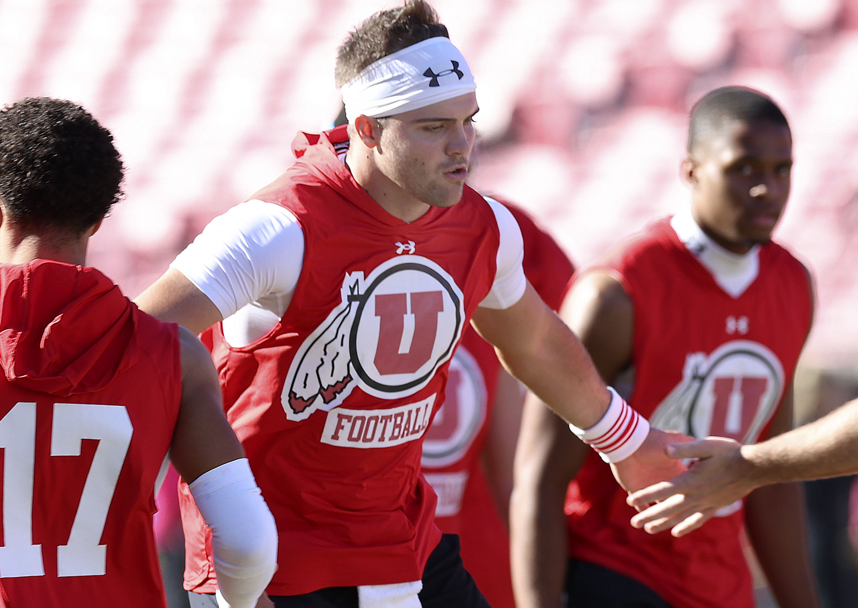 Utah Utes quarterback Bryson Barnes warms up before the game against the USC Trojans at the Los Angeles Memorial Coliseum on Saturday, Oct. 21, 2023.