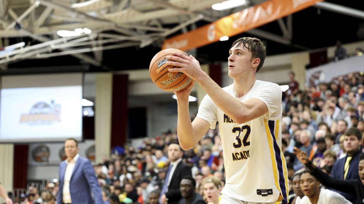 FILE - Montverde's Cooper Flagg plays against La Lumiere during a high school basketball game at the Hoophall Classic, Saturday, Jan. 14, 2023, in Springfield, Mass. Cooper Flagg, the consensus top player in the 2024 recruiting class, says his focus is on the tragedy of a mass shooting in his home state of Maine, an indication that an announcement on where he will play college basketball could be delayed. The 6-foot-9 small forward has been deciding between Duke and defending national champion UConn. There were reports he would announce his decision Thursday, Oct. 26.