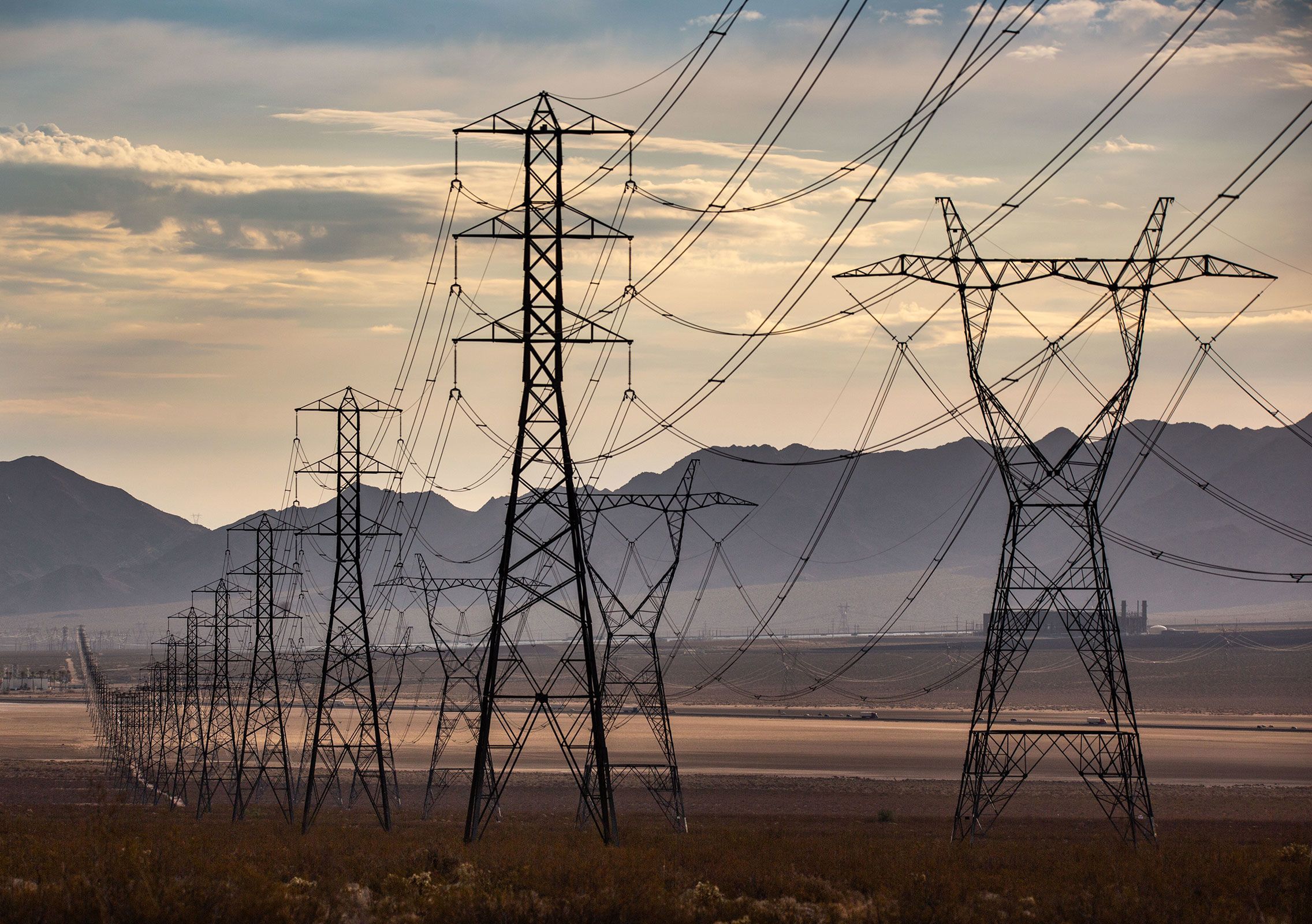 White House announces 1.3B for 3 new massive transmission lines
