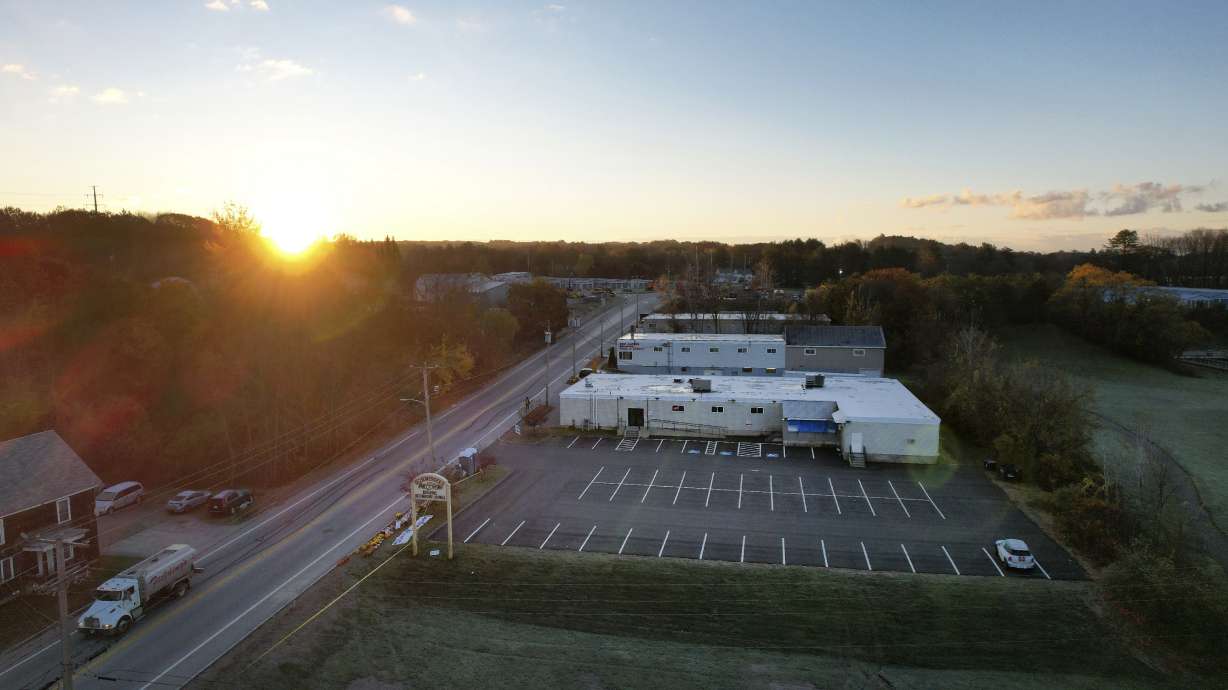 Schemengees Bar and Grille in Lewiston, Maine is shown, on Wednesday, Nov., 1, 2023, just a week after a shooter entered the restaurant and killed several people. The Army reservist, Robert Card, had opened fire in a bowling alley and then at the bar, killing 18 people, on Wednesday, Oct. 25.