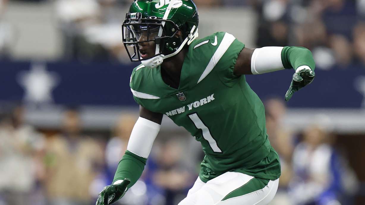 FILE - New York Jets defensive back Sauce Gardner (1) looks to defend during an NFL football game against the Dallas Cowboys on Sunday, Sept. 17, 2023, in Arlington, Texas. Gardner was voted the No. 1 cornerback at the midpoint of the season by The Associated Press.