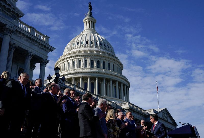 Republicans who control the U.S. House of Representatives showed no sign on Tuesday of coalescing around a government funding plan to keep federal agencies open.