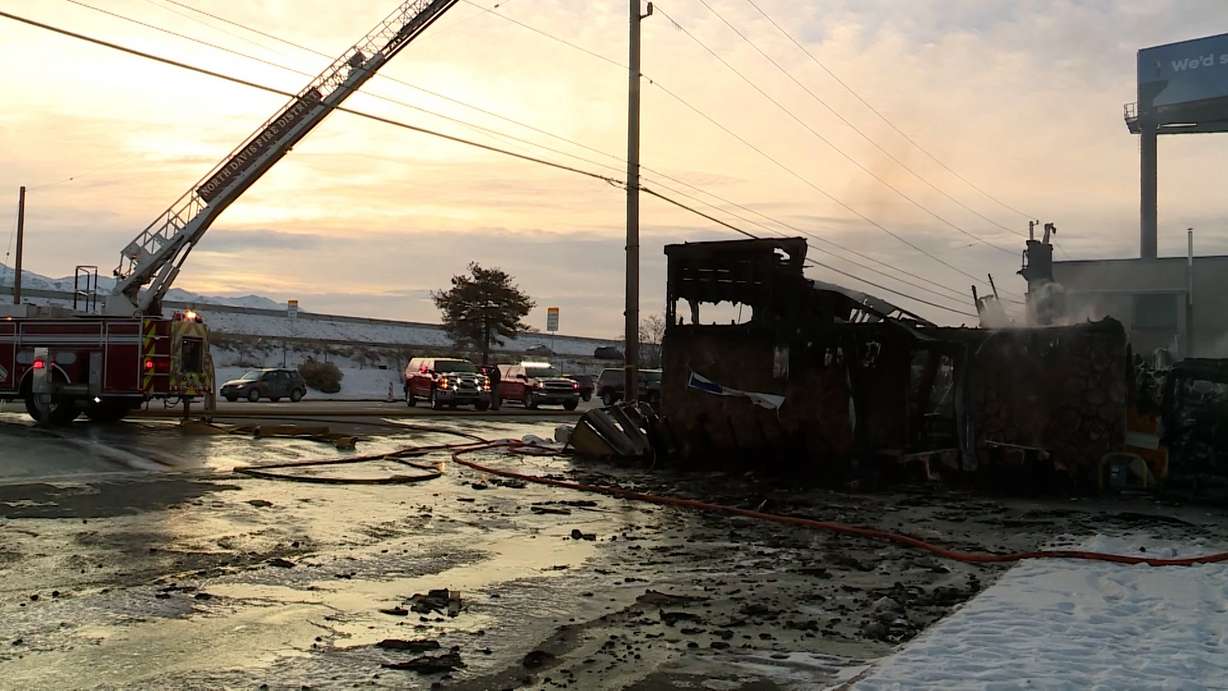 The remains of the old Circle Inn Pizzeria in Sunset after it burned down on Jan. 2, 2022.