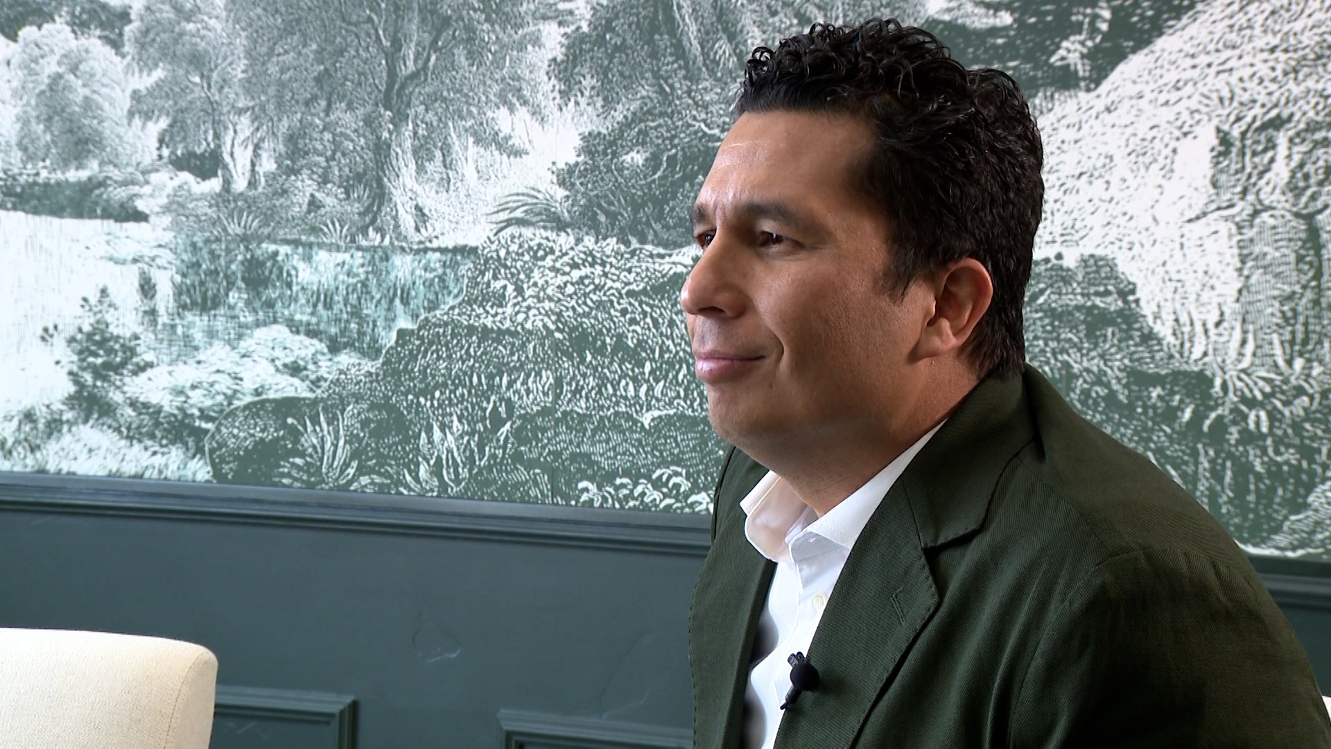 When Sergio Martinez saw the devastation left behind from Hurricane Otis two weeks ago, he knew had to do something.