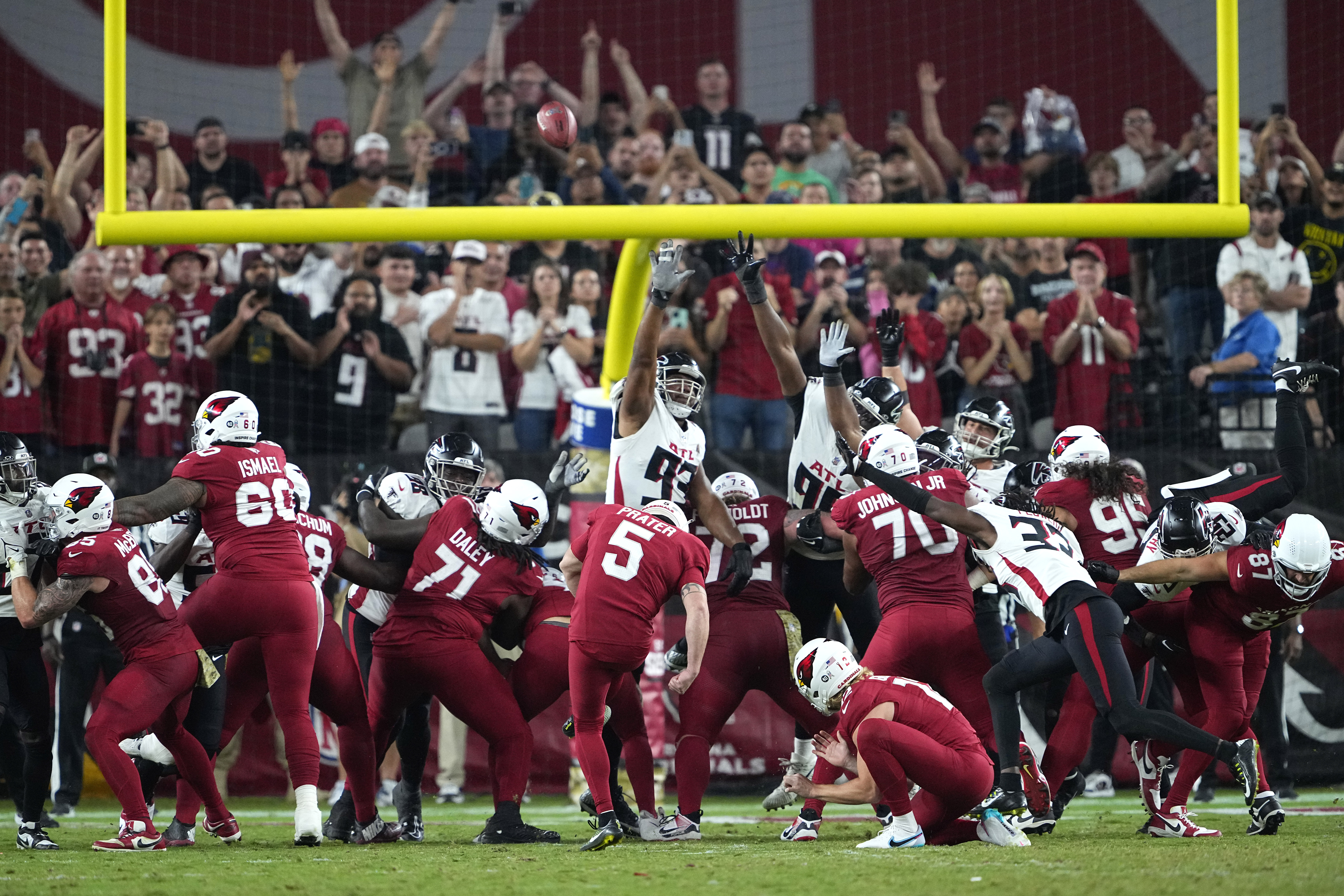 Arizona Cardinals kicker Matt Prater (5) kicks the game-winning field goal against the Atlanta Falcons during the second half of an NFL football game, Sunday, Nov. 12, 2023, in Glendale, Ariz. The Cardinals defeated the Falcons 25-23. 