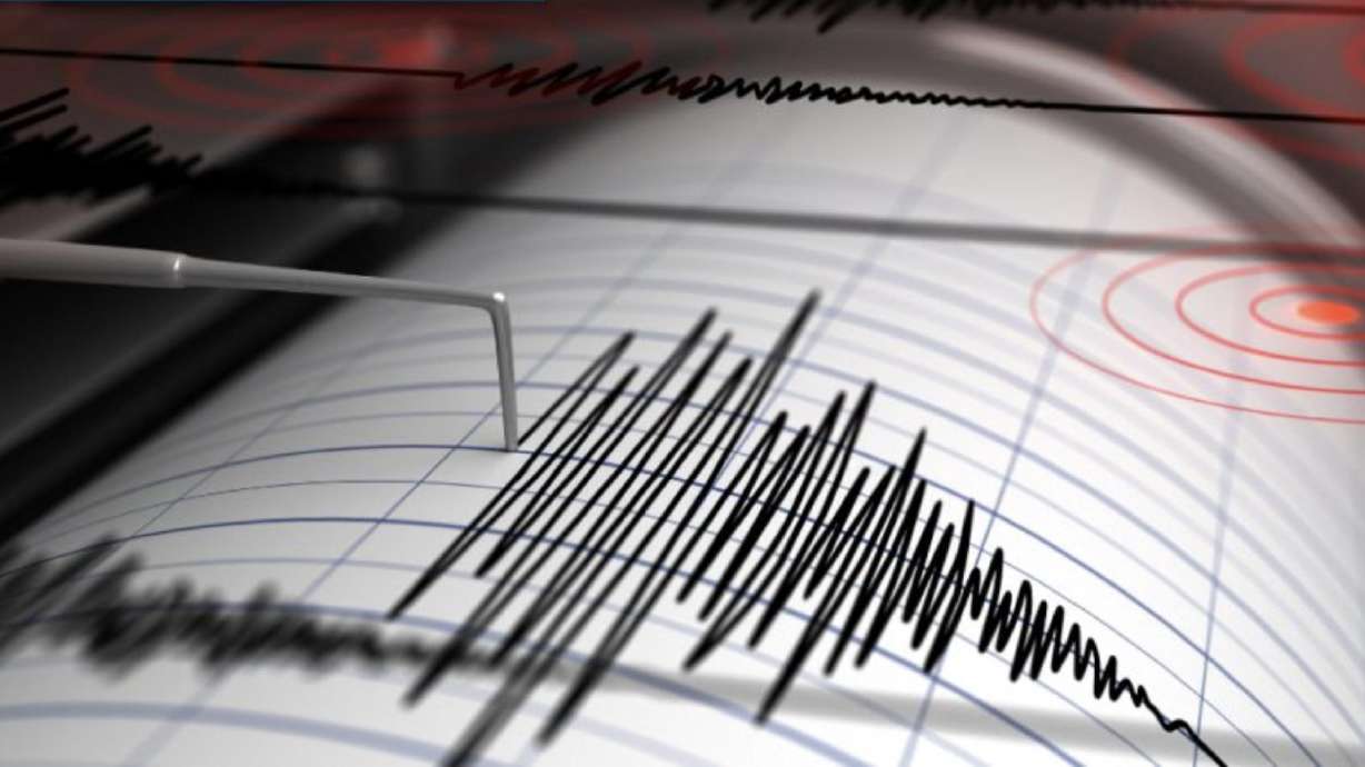 A 3.9 magnitude earthquake centered in Kolob Canyon happened at 12:16 a.m. early Friday and was followed by a 2.6 magnitude aftershock near the same area at 1:27 a.m.