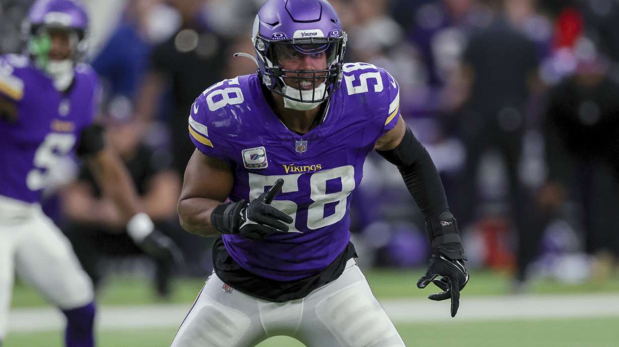 FILE - Minnesota Vikings linebacker Jordan Hicks (58) plays against the Kansas City Chiefs in an NFL football game Oct. 8, 2023 in Minneapolis. Hicks is aiming to return to the field this season after a scary injury to his right leg sent him to a hospital for emergency surgery. Hicks took a blow to the shin during a routine tackle during a game last month. He developed swelling, pressure and intense pain in a condition called compartment syndrome that can cause severe damage or death if left untreated.