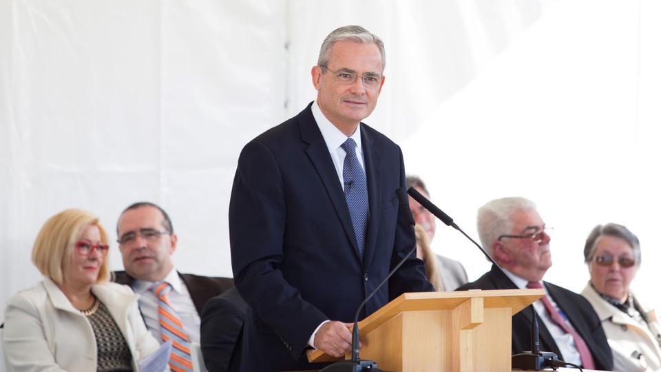 Elder Patrick Kearon, then Europe Area president, addresses church members and visitors at the Lisbon Portugal Temple groundbreaking on Dec. 5, 2015. He was called Thursday to the church's Quorum of the Twelve Apostles.
