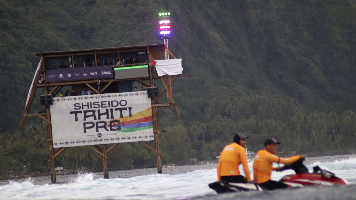 FILE - The judges' tower is seen during the Tahiti Pro surfing competition, seen as a test event for the Paris 2024 Olympics Games, at Teahupo'o beach, Tahiti, a French Polynesia island in the Pacific Ocean, Friday, Aug. 11, 2023. Tony Estanguet, head of the Paris Olympics organizing committee, said Monday Dec.11, 2023 that preparations at Teahupo'o will start again this week, after the president of French Polynesia, Moetai Brotherson, held talks with campaign groups on the island that are concerned about plans to build a tower for surfing judges and television cameras in the Teahupo'o lagoon, fearful it will damage the coral reefs.