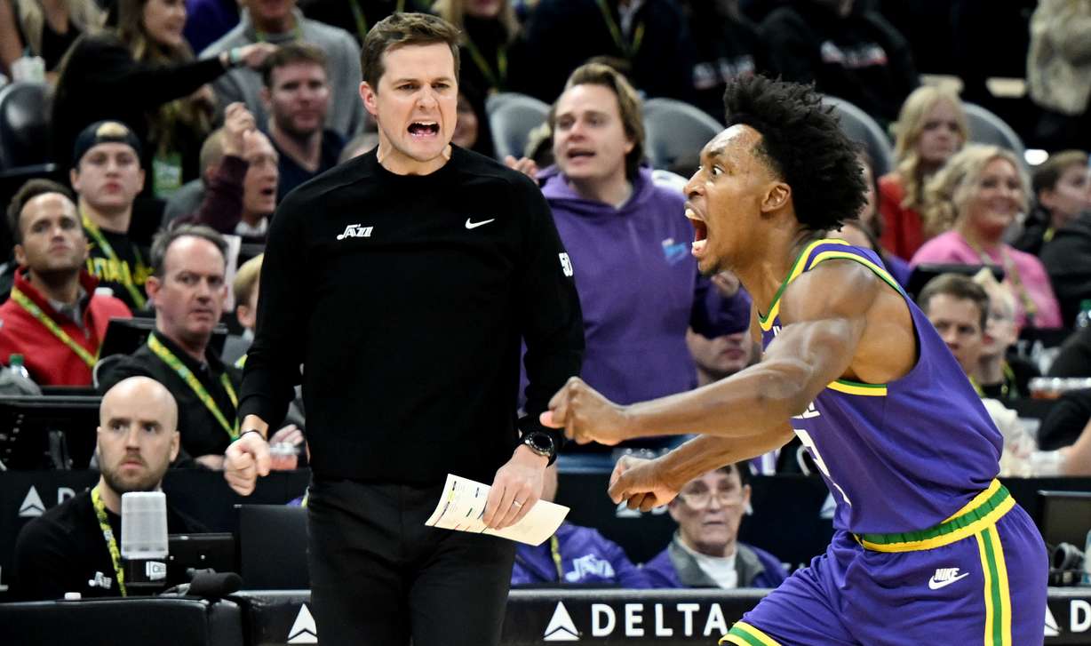 Utah Jazz guard Collin Sexton (2) and Utah Jazz Head Coach Will Hardy celebrate after Sexton forced a backcourt turnover as the Utah Jazz and the New York Knicks play at the Delta Center in Salt Lake City on Wednesday, Dec. 13, 2023.