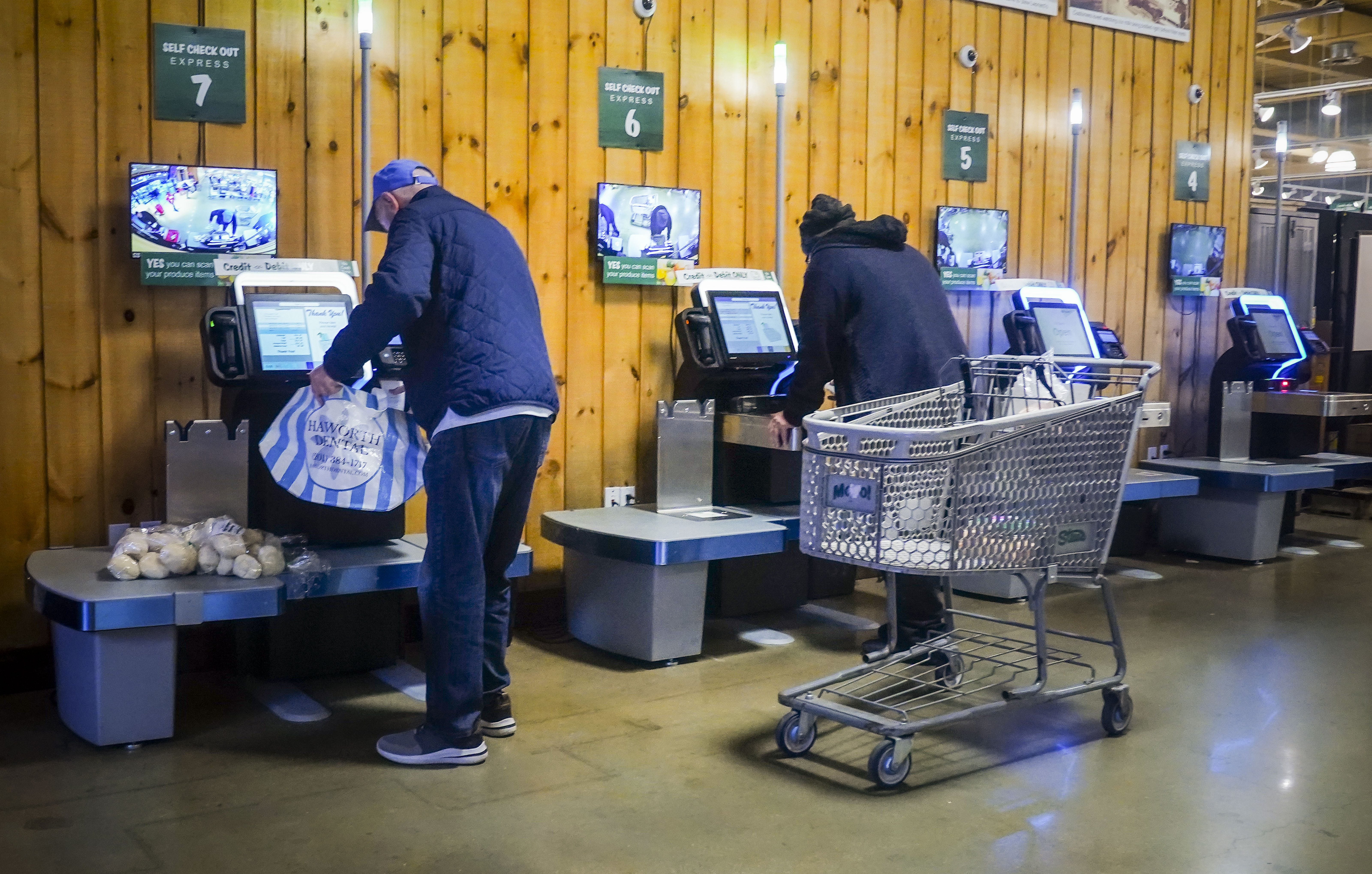 Self-checkout kiosks at Stew Leonard's grocery store in Paramus, N.J., Dec. 13. Self-checkout faces a reckoning of sorts just as retailers are in the midst of their busiest time of the year.