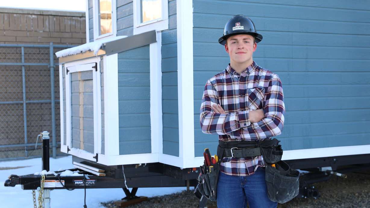 Tytan Smith, the 2023 Davis Tech Student of the Year, is an electrical apprentice.