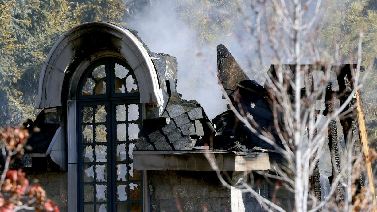Police and fire crews in Orem have wrapped up collecting evidence at the site of a $3.9-million house destroyed in a fire on Dec. 26, and believe the fire was intentionally set.