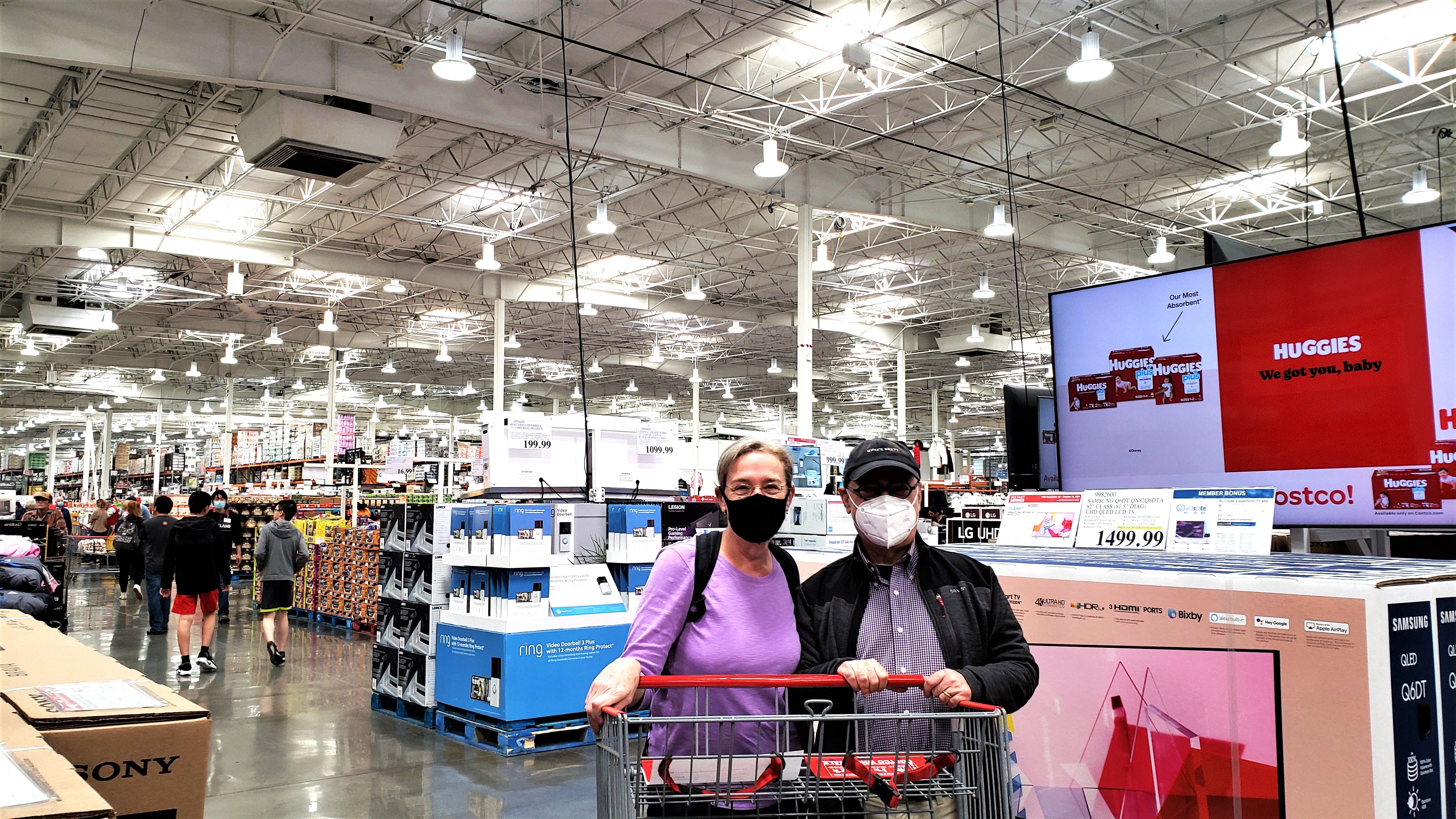 Susan and David Schwartz at the Salt Lake City Costco, the company’s largest warehouse worldwide.