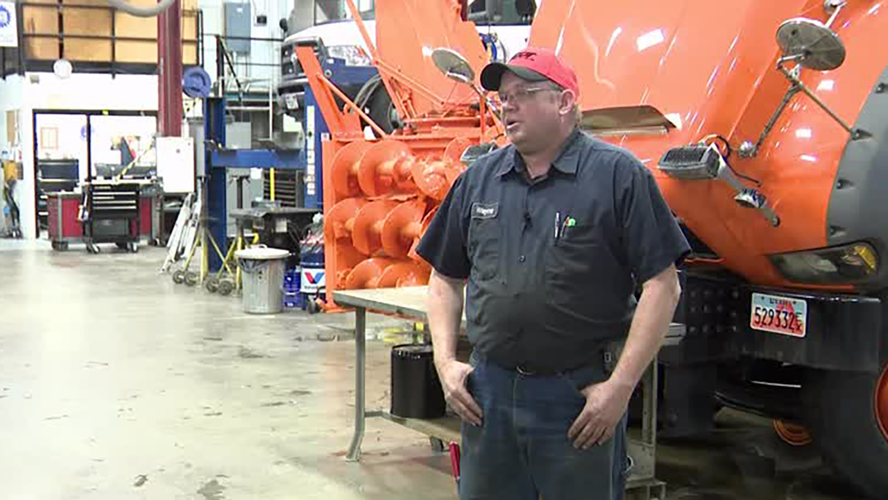UDOT mechanics working hard to keep snowplow fleet on roads