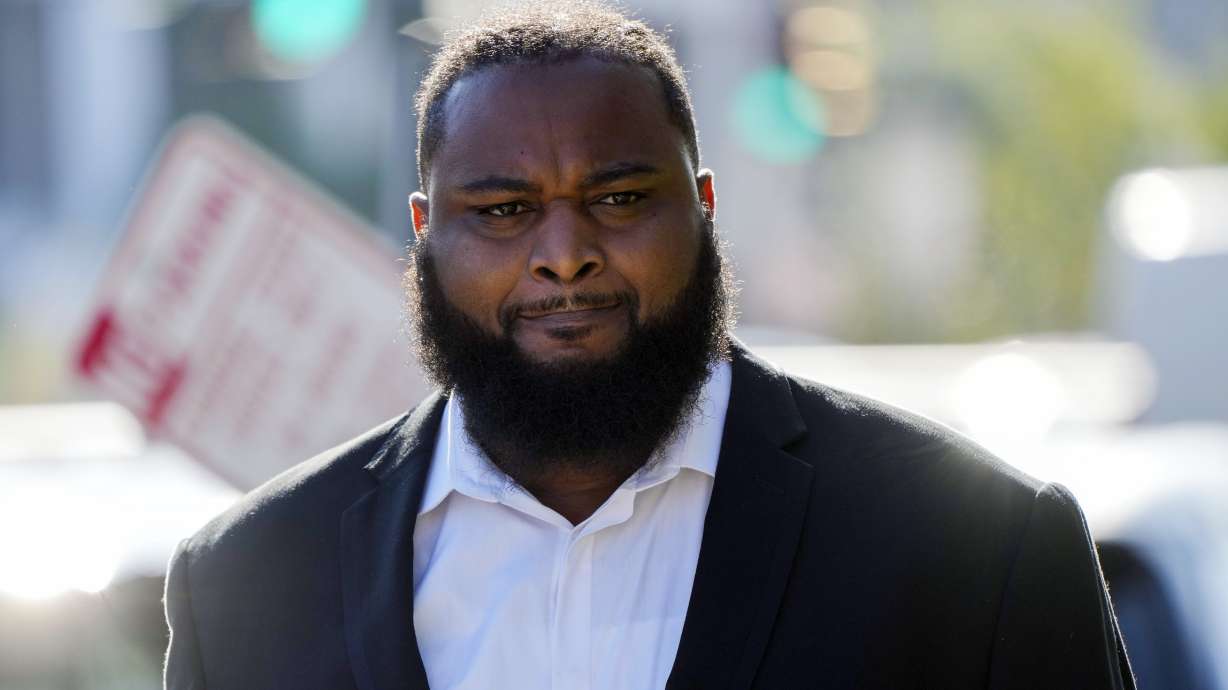 FILE - Cardell Hayes enters Orleans Parish Criminal District Court in New Orleans, Wednesday, Sept. 20, 2023, for a hearing regarding his retrial for shooting former NFL star Will Smith. Hayes fatally shot Smith, who had retired from the New Orleans Saints, and wounded his wife, in a confrontation after a 2016 traffic crash. Hayes' retrial on a manslaughter charge is scheduled to start Monday, Jan. 22, 2024.