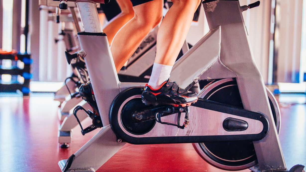 A bill discussed in Utah House committee meetings could help you manage subscriptions with auto-renewal or free trials.