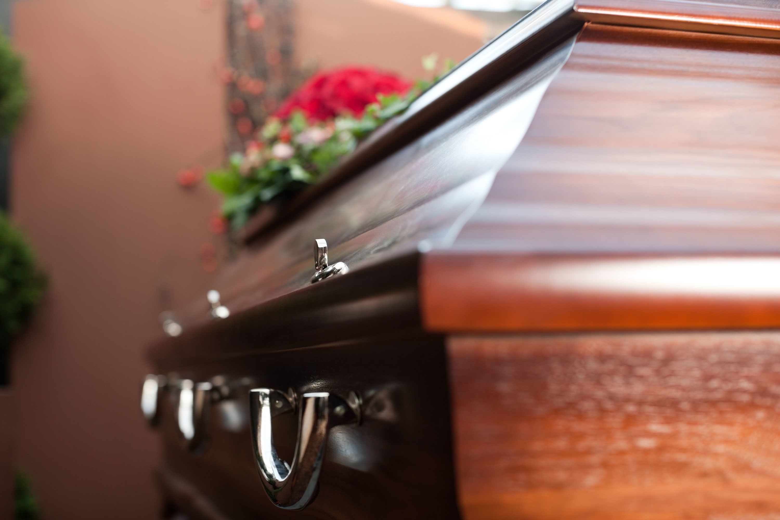 The Federal Trade Commission warned 39 funeral homes across the U.S. that they risk hefty penalties if they fail to disclose accurate pricing information to customers.