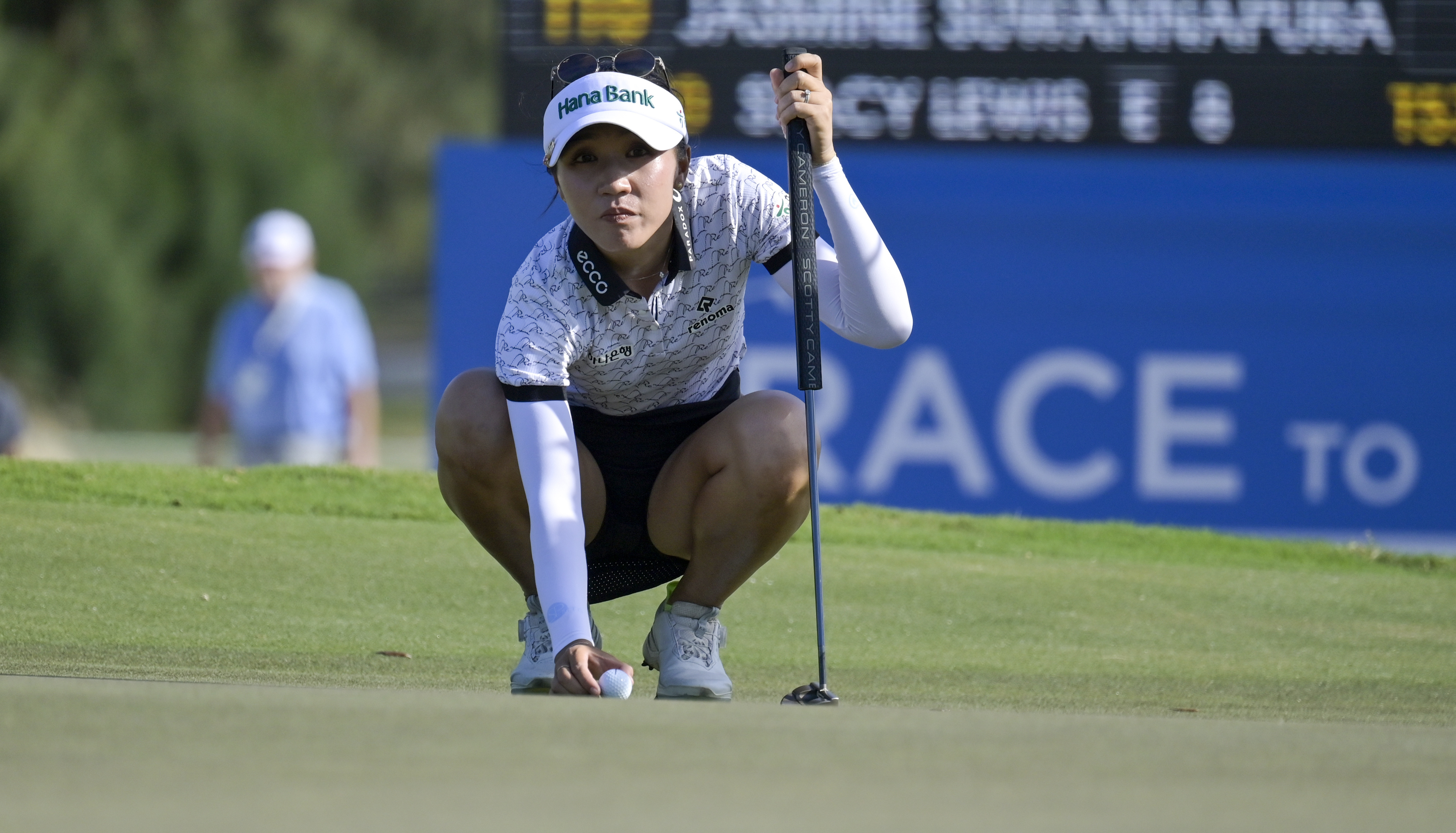 Lydia Ko prepares to putt on the 18th green during the first round of the LPGA Drive On Championship golf tournament at Bradenton Country Club, Thursday, Jan. 25, 2024, in Bradenton, Fla. 
