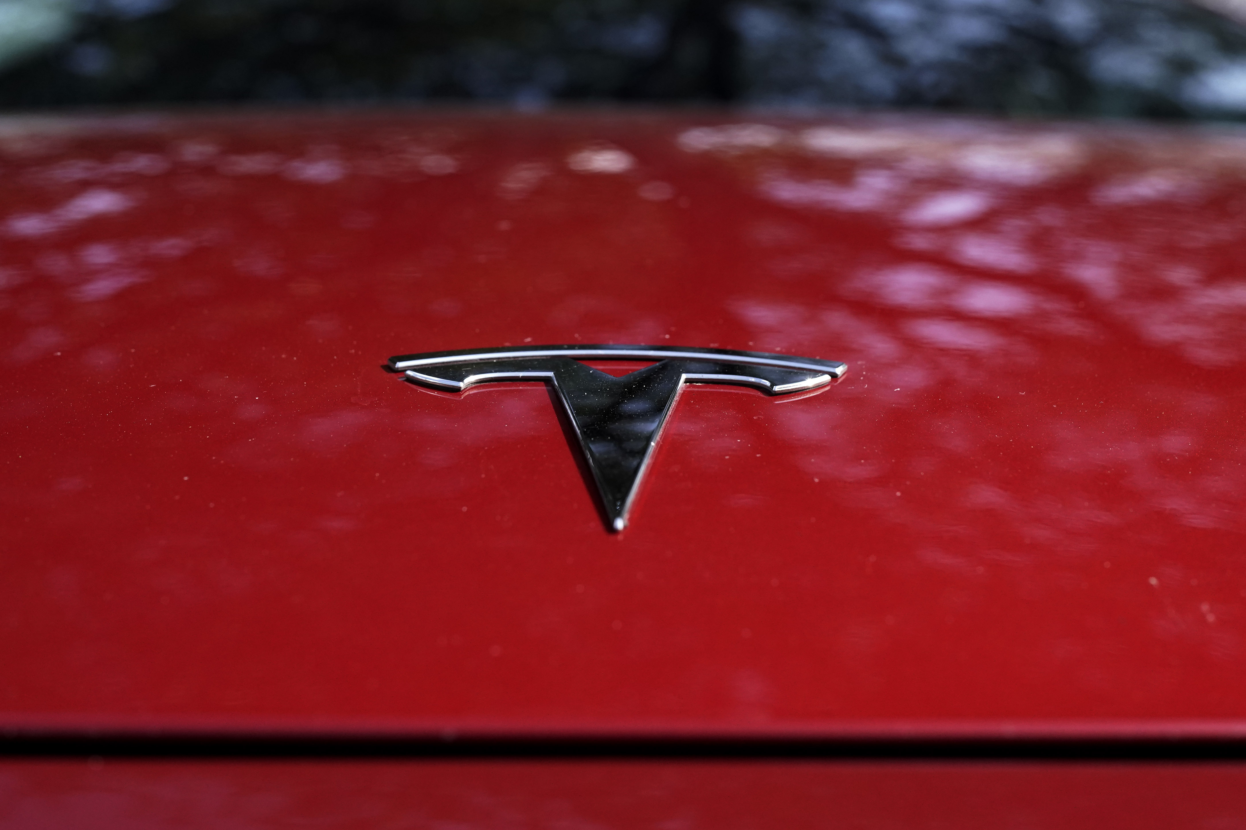 Tesla is recalling nearly 200,000 vehicles because a software glitch can cause the backup camera to go dark.