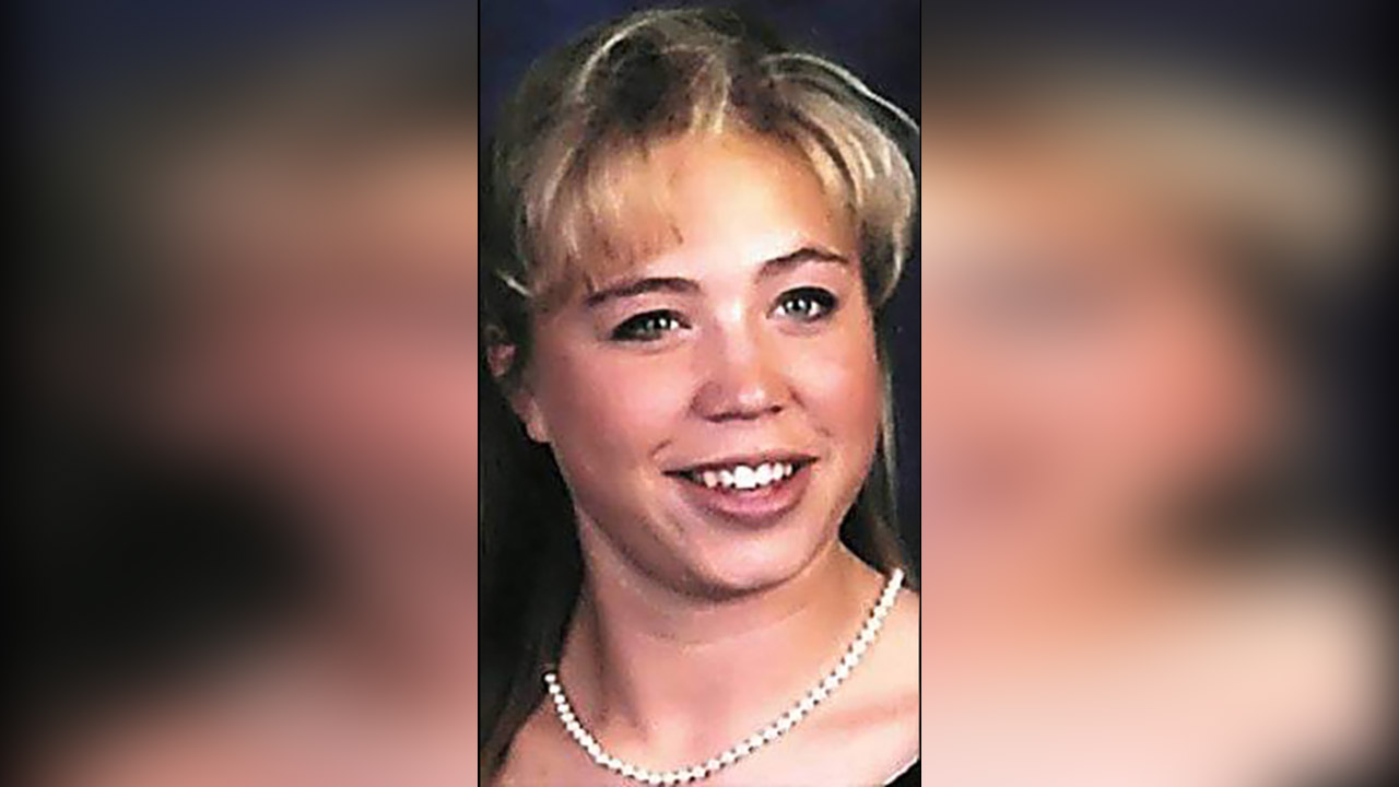 Co-workers of Nori Jones, 25, found her dead in her home almost 20 years ago. Loved ones continue to wait for justice to be served in the case.