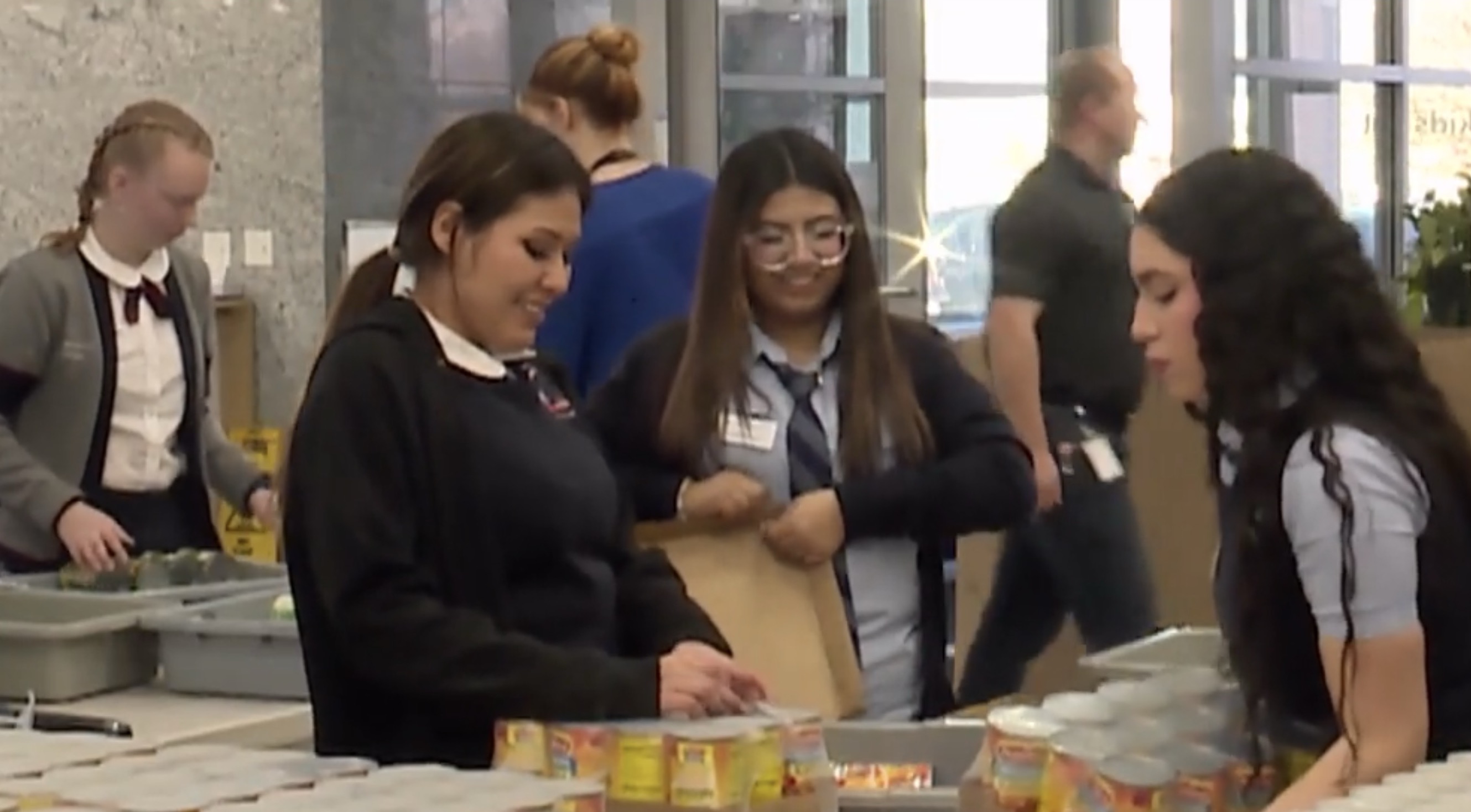 Volunteers needed for USANA Kids Eat Program