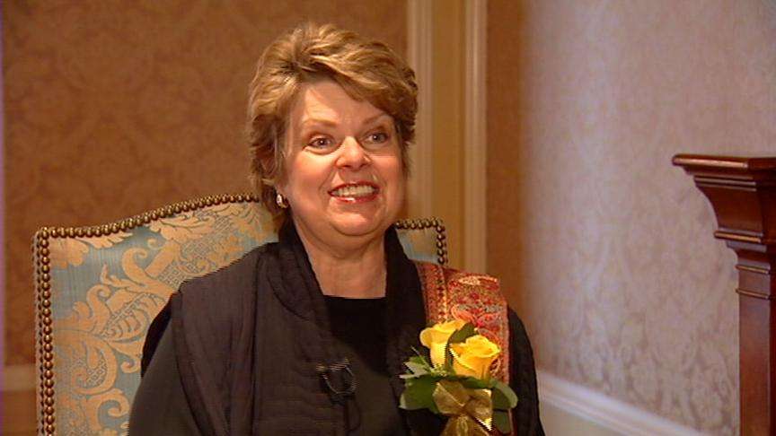 Woman Leaves Corporate America to Renovate Landmark