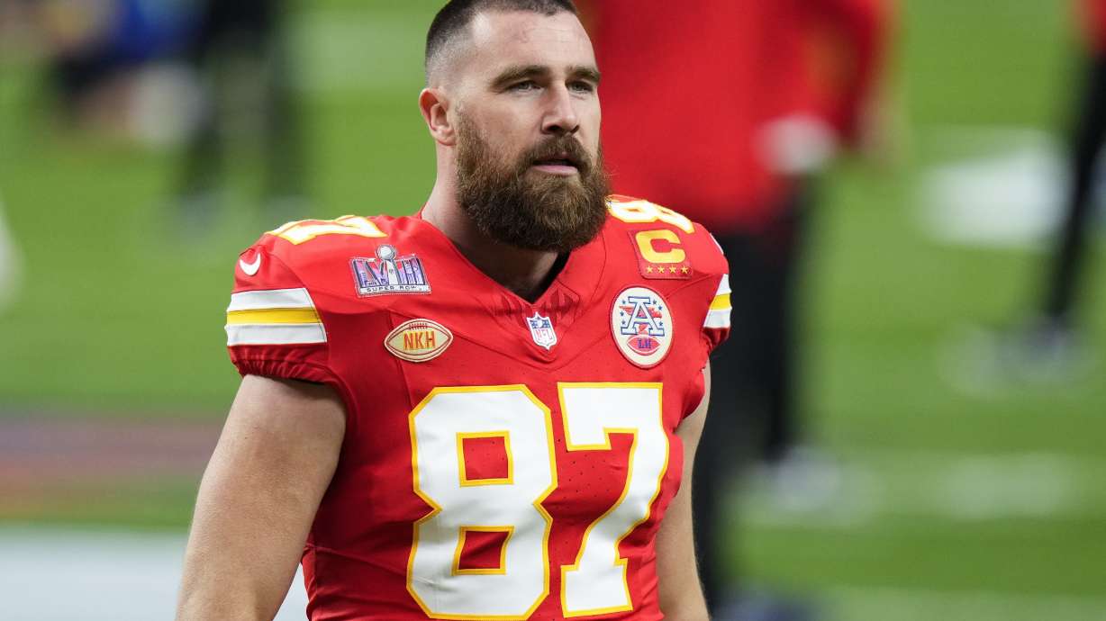 Kansas City Chiefs tight end Travis Kelce (87) warms up before the NFL Super Bowl 58 football game against the San Francisco 49ers, Sunday, Feb. 11, 2024, in Las Vegas.