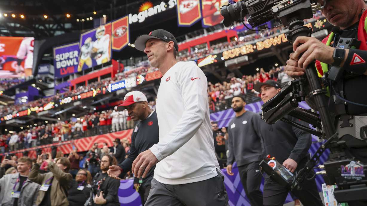 San Francisco 49ers head coach Kyle Shanahan walks onto the field before the NFL Super Bowl 58 football game against the Kansas City Chiefs Sunday, Feb. 11, 2024, in Las Vegas.
