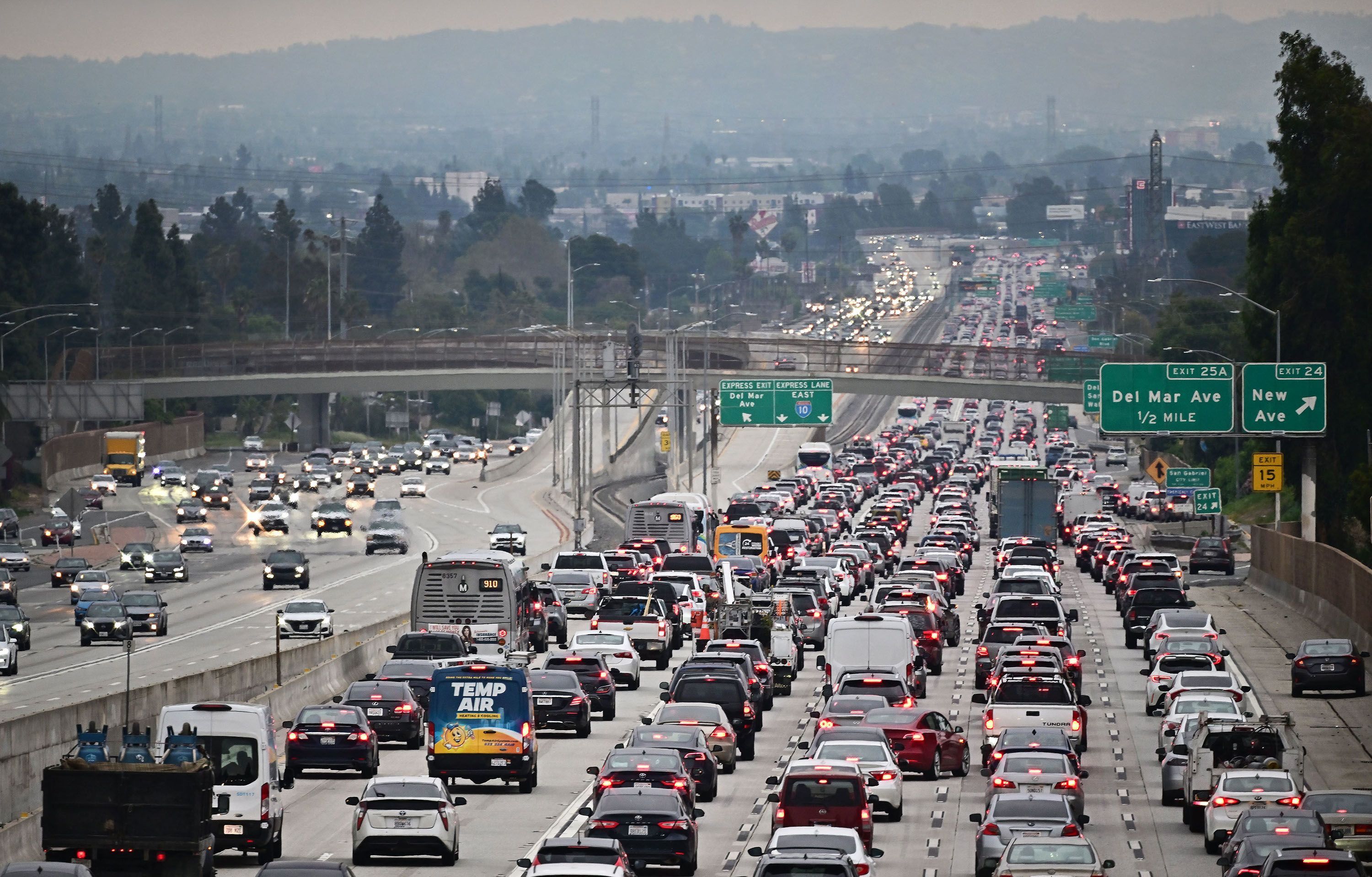 Hundreds of infants' lives would be saved and millions of children would breathe easier across the U.S. if the nation's power grid depended on clean energy and more drivers made the switch to zero-emission vehicles, according to a new report.