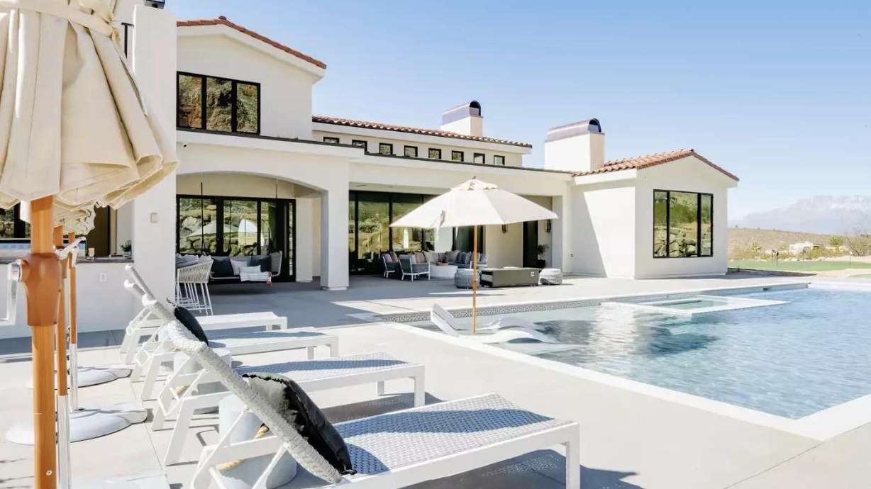 Co-owned vacation homes: 3 reasons they are popular — and how you can tour one