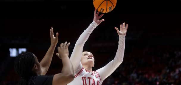 Syracuse overwhelms Utah women in 2nd half to pull away for win
