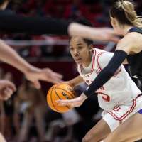 How a 3-hour FaceTime from a teammate's backyard brought Lani White back to Utah basketball