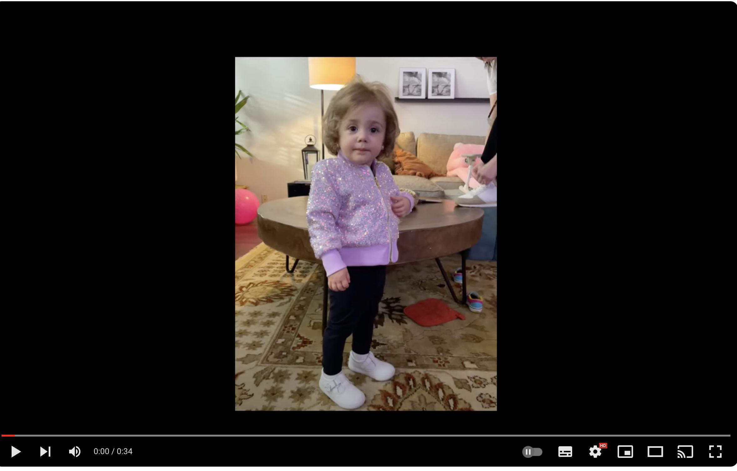 Twelve-month-old Evelyn Mae's mom and grandma, who are hairstylists, gave her a makeover inspired by "Golden Girls."