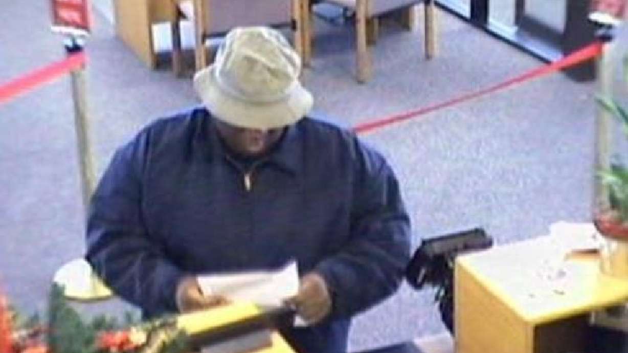 Clerks Foil Two Would-Be Robbers