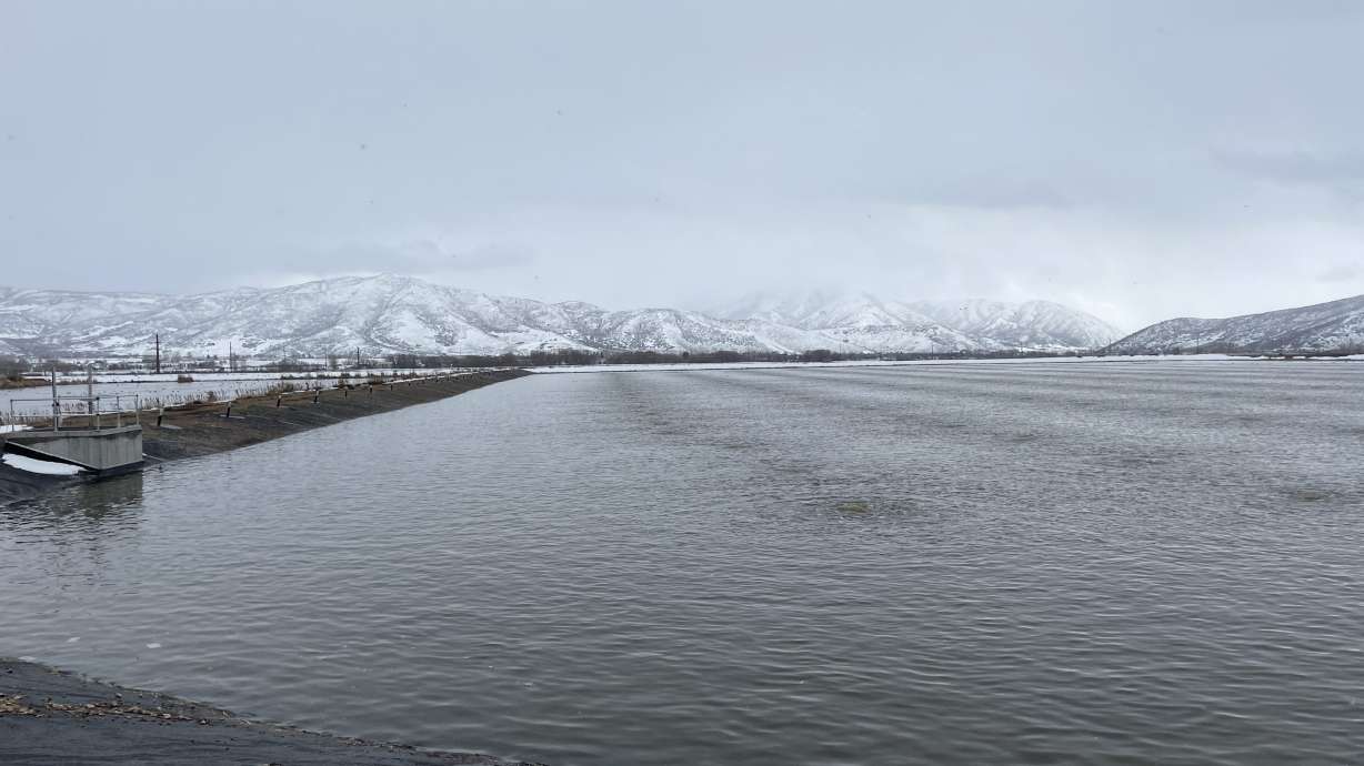 The stench from large lagoons filled with wastewater have become untenable for some Heber Valley residents.