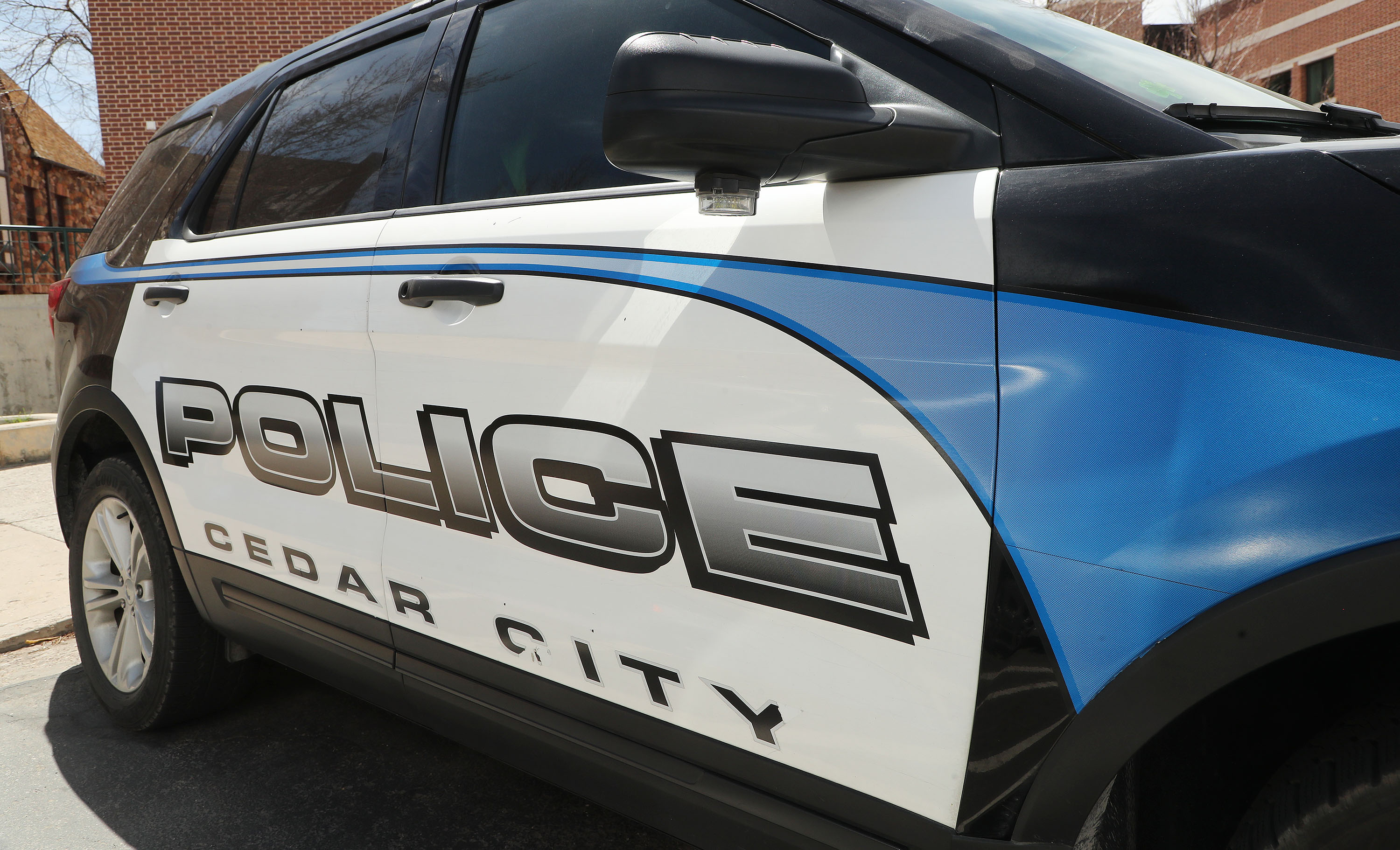 Cedar City man arrested, accused of stabbing man multiple times
