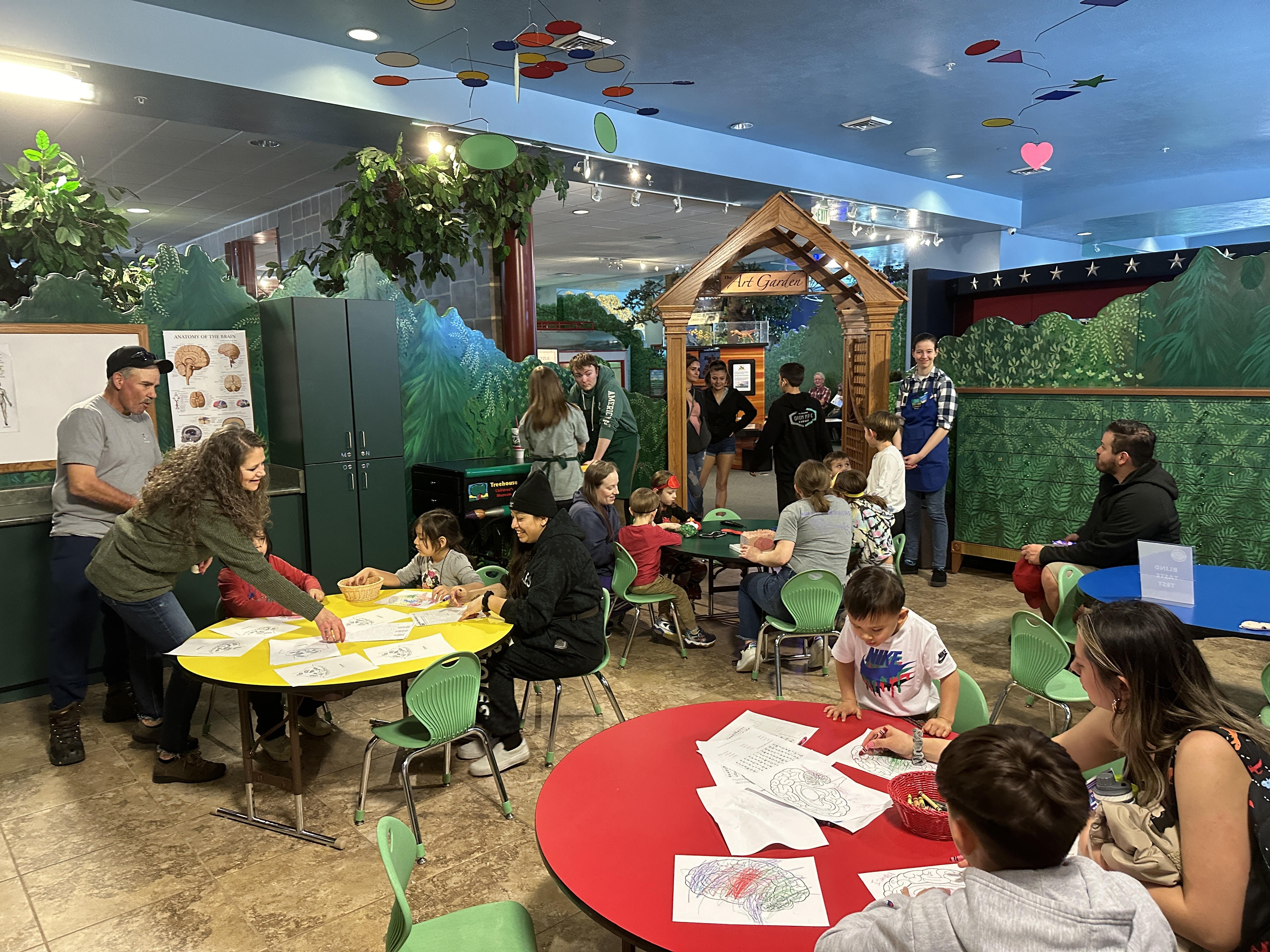 Little brainiacs: Future WSU neuroscientists teach children about the brain