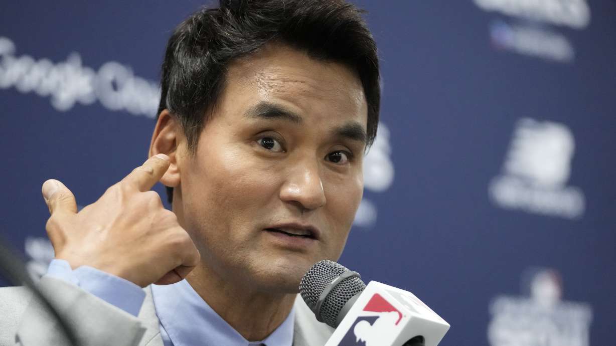 Former Los Angeles Dodgers pitcher Chan Ho Park speaks during a press conference at the Gocheok Sky Dome ahead of a game between the Los Angeles Dodgers and the San Diego Padres for the MLB World Tour Seoul Series in Seoul, South Korea, Wednesday, March 20, 2024.