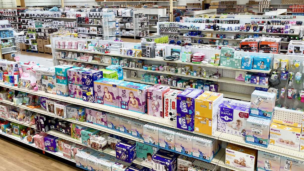 Big Deal Outlet opens new store in Midvale at Fort Union — what that means for bargain shoppers